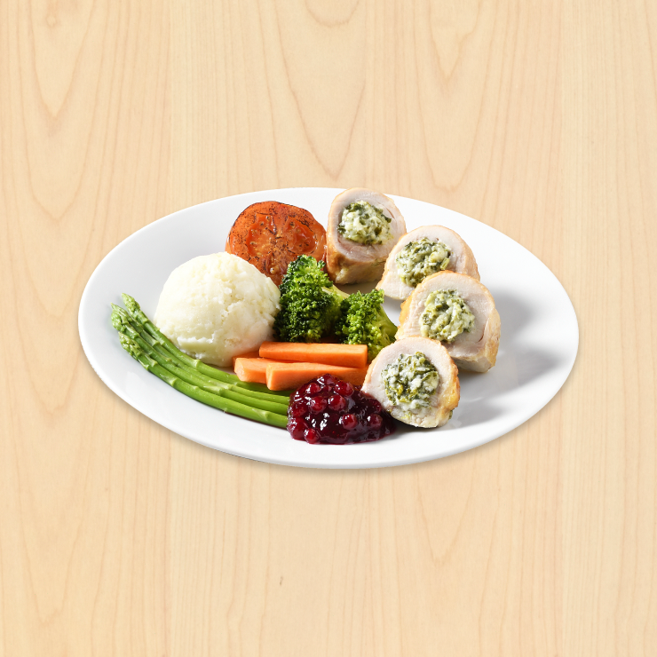 IKEA Family Thailand - Food Offers - ไก่ม้วนผักโขมและชีส เสิร์ฟพร้อมมันบด หน่อไม้ฝรั่งและลินกอนเบอร์รี่แยม​